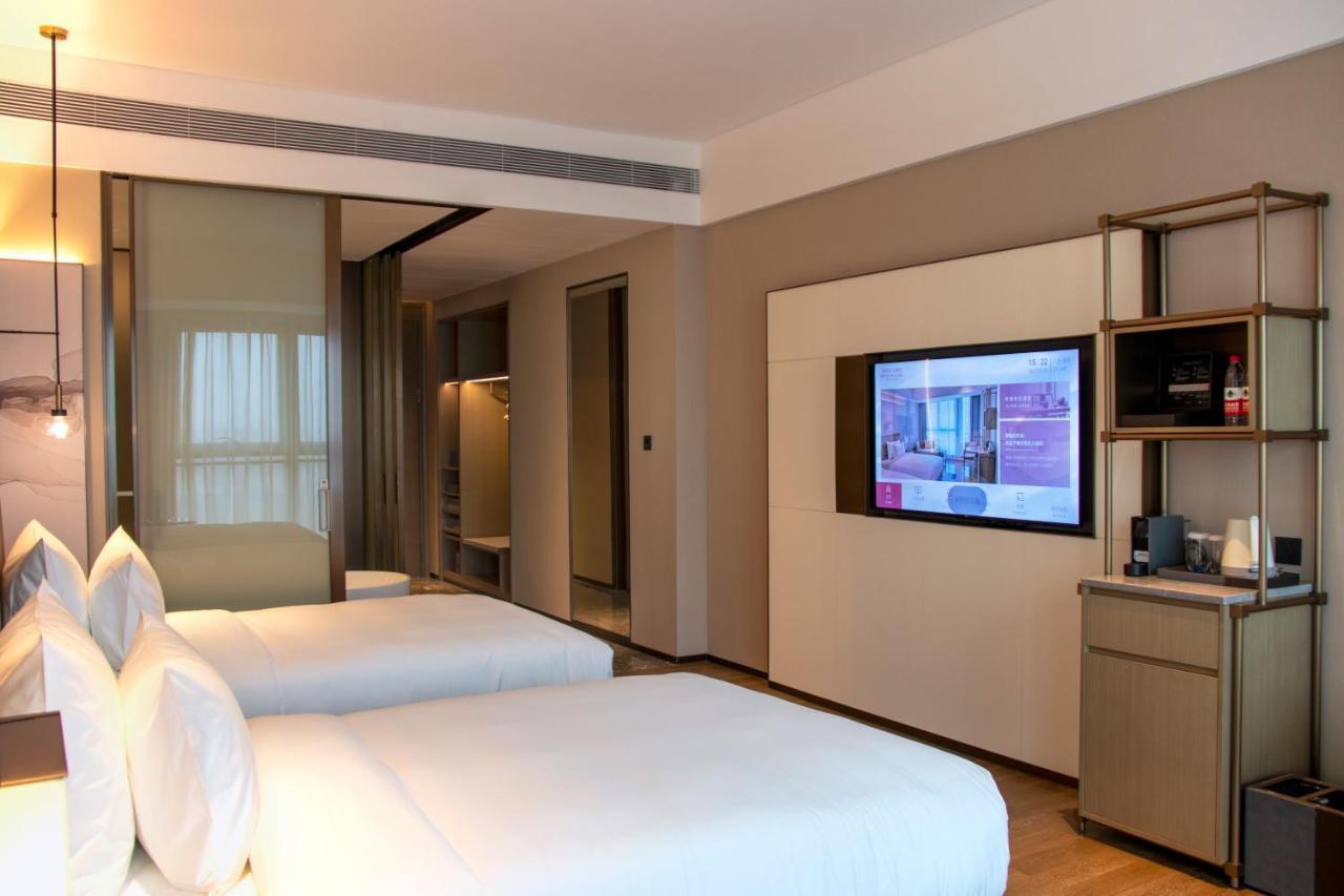 Guangzhou Pazhou Ln Dongfang Hotel Экстерьер фото