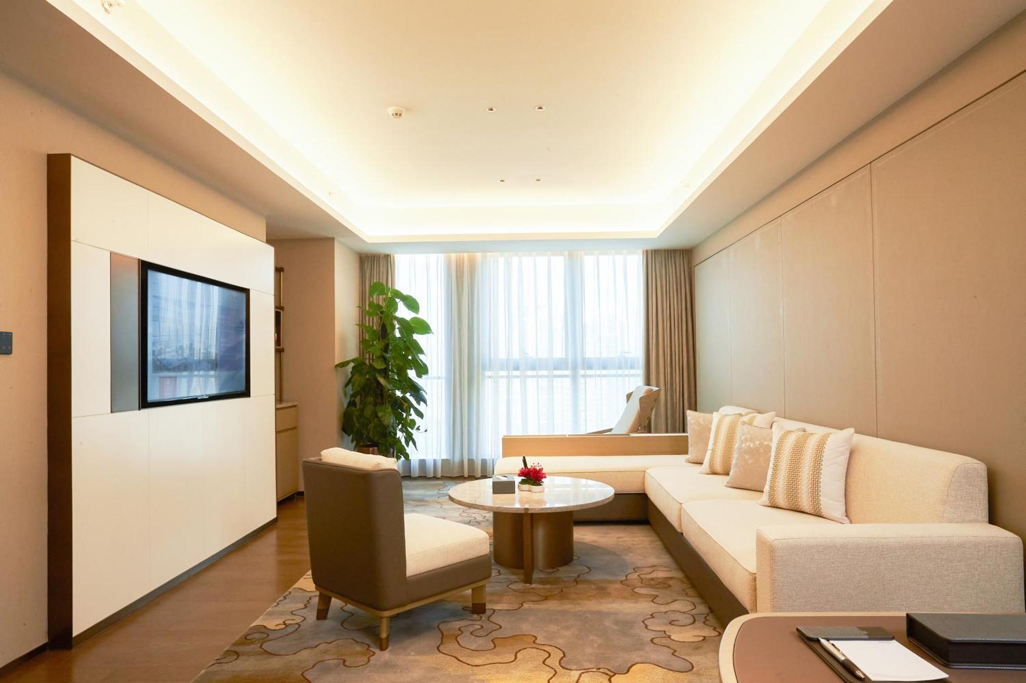 Guangzhou Pazhou Ln Dongfang Hotel Экстерьер фото