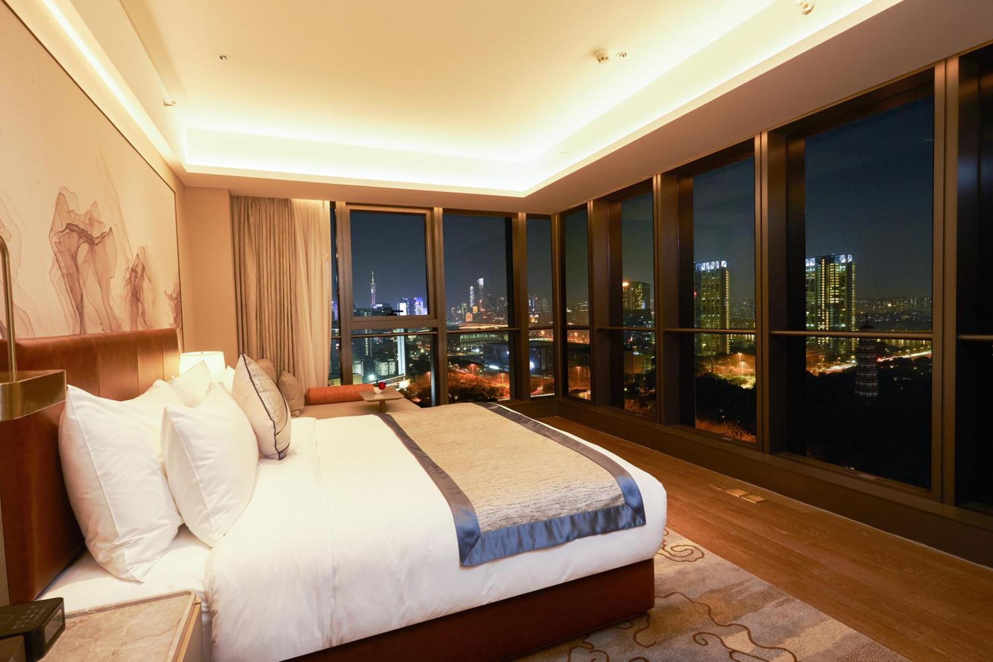 Guangzhou Pazhou Ln Dongfang Hotel Экстерьер фото